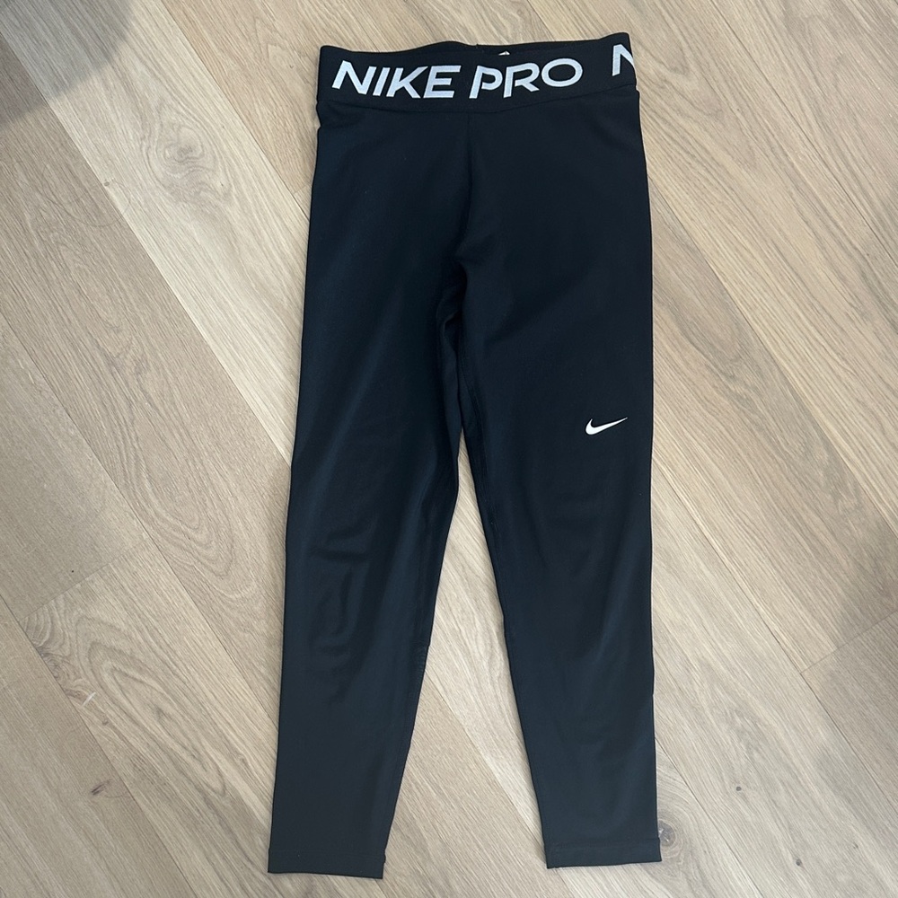 Nike Pro Dri-Fit Big Girls XS